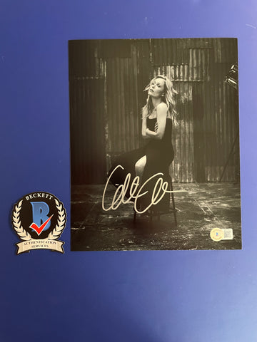 Gillian Anderson signed 8"x10" photo - Beckett COA