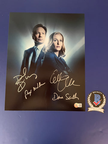 Gillian Anderson David Duchovny signed 11"x14" X Files Scully Mulder photo - Beckett COA