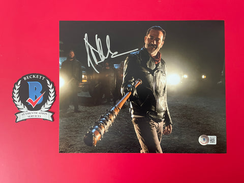 Jeffrey Dean Morgan signed 8"x10" Negan The Walking Dead photo - Beckett COA