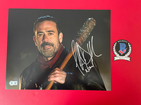 Jeffrey Dean Morgan signed 11"x14" Negan The Walking Dead photo - Beckett COA