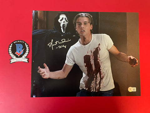 Skeet Ulrich signed 11"x14" Ghostface Scream photo - Beckett COA
