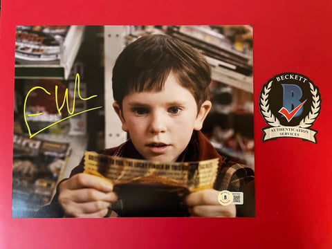 Freddie Highmore signed 8"x10" Charlie Bucket Chocolate Factory photo - Beckett COA